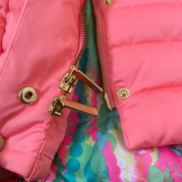 Lilly Pulitzer Women's Sz. S Coral Down Snap Front Puffer Vest isabelle - Picture 10 of 11